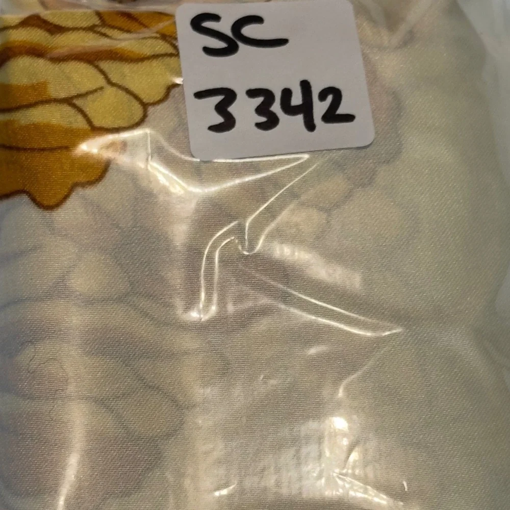 Scarf Cream Gold Baroque Silk Head Scarf Vintage OS Luxury Wrap 70x35 Chic